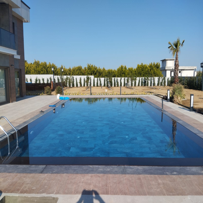 Zekeriyaköy'de Havuz Yapımı